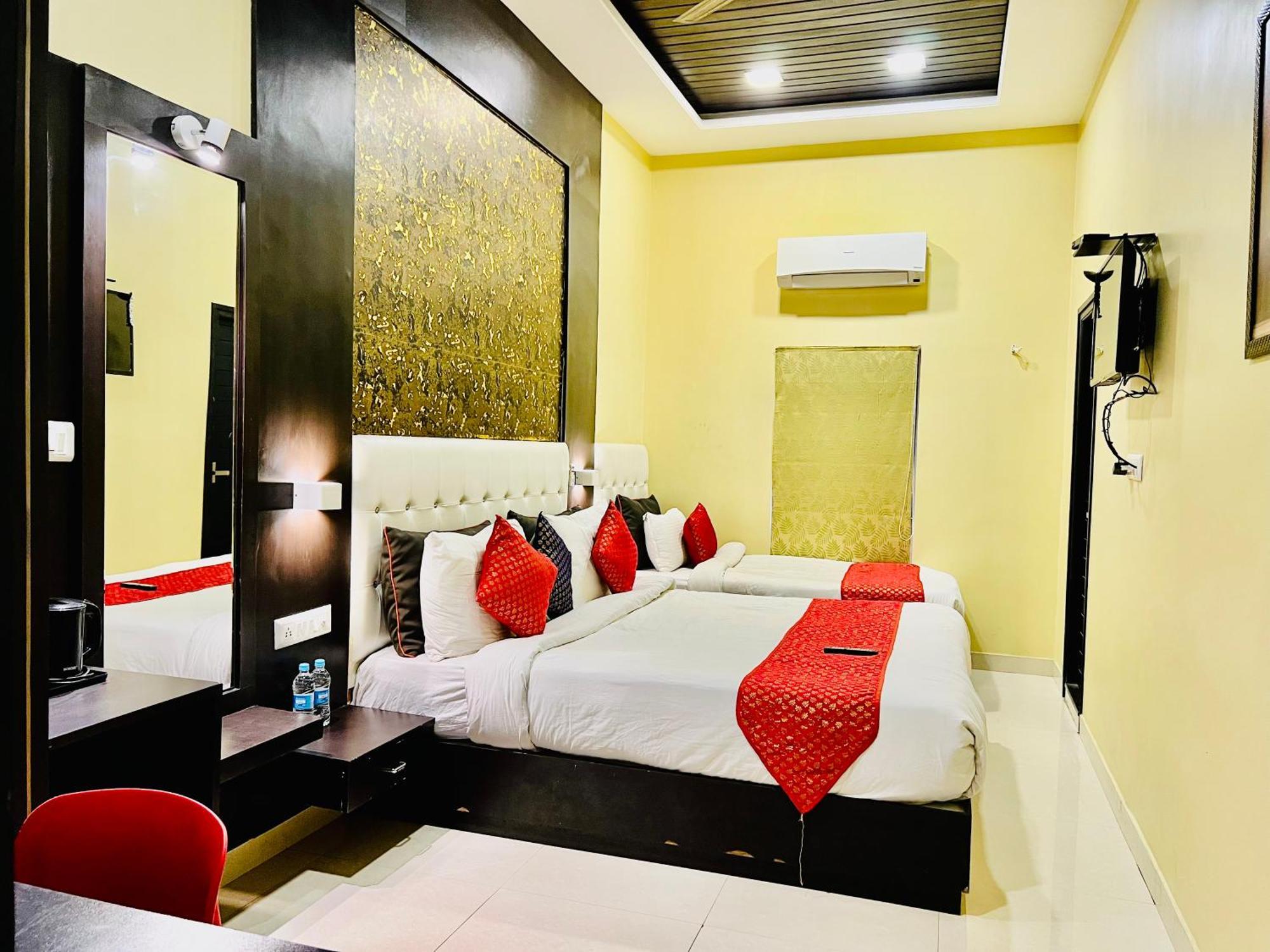 Hotel Grand Bhagwat, Udaipur Luaran gambar