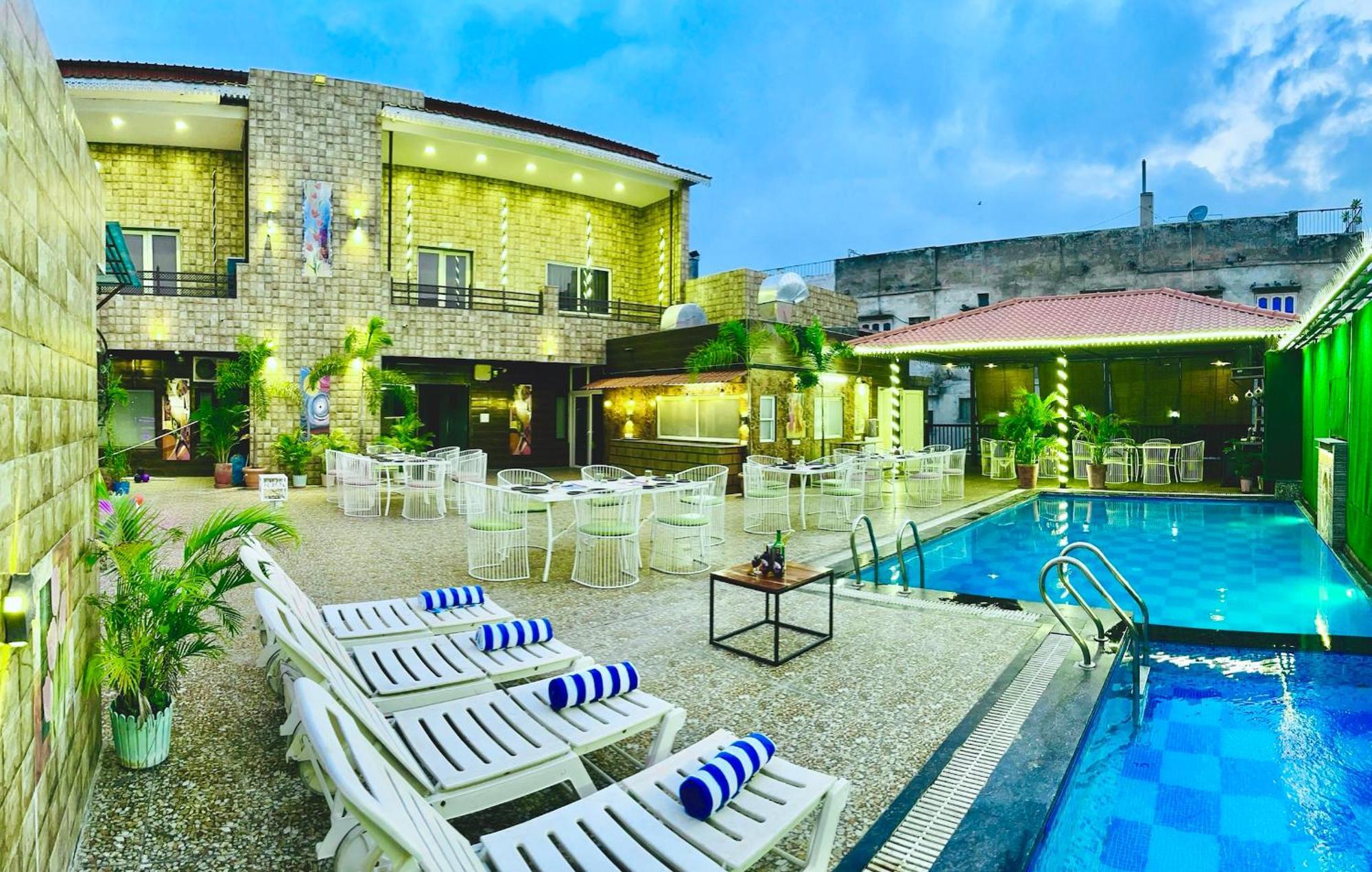 Hotel Grand Bhagwat, Udaipur Luaran gambar