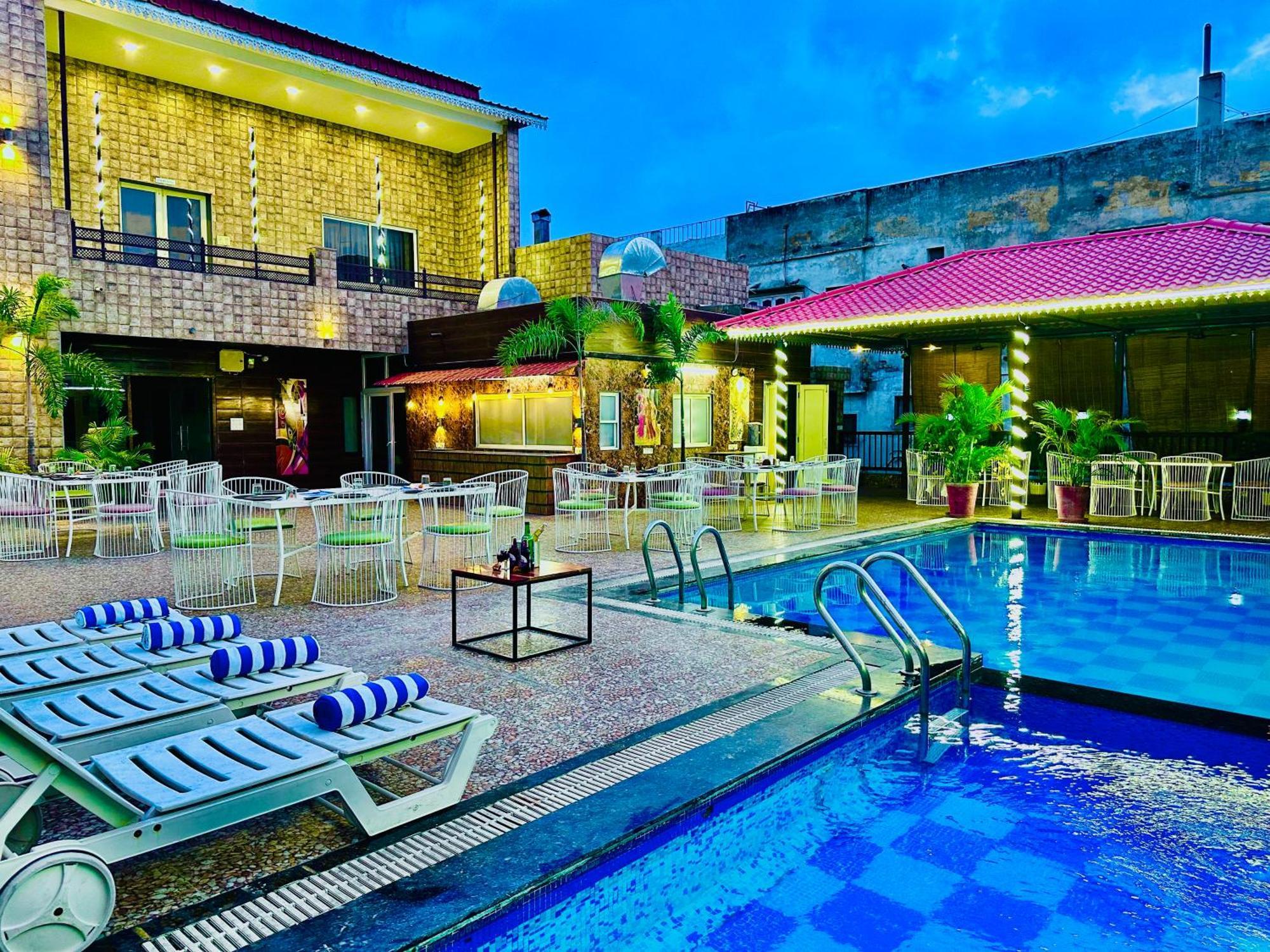 Hotel Grand Bhagwat, Udaipur Luaran gambar