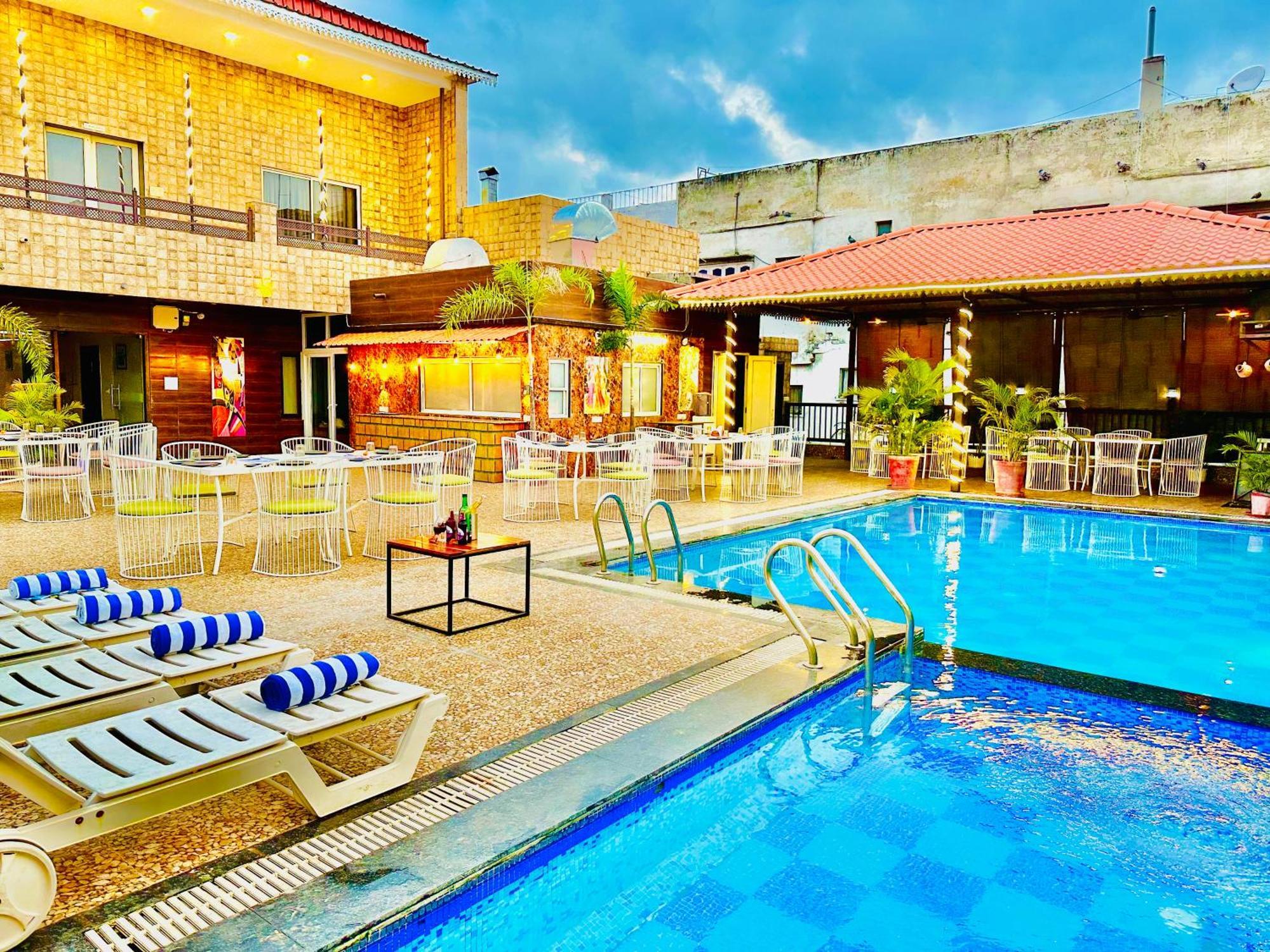 Hotel Grand Bhagwat, Udaipur Luaran gambar