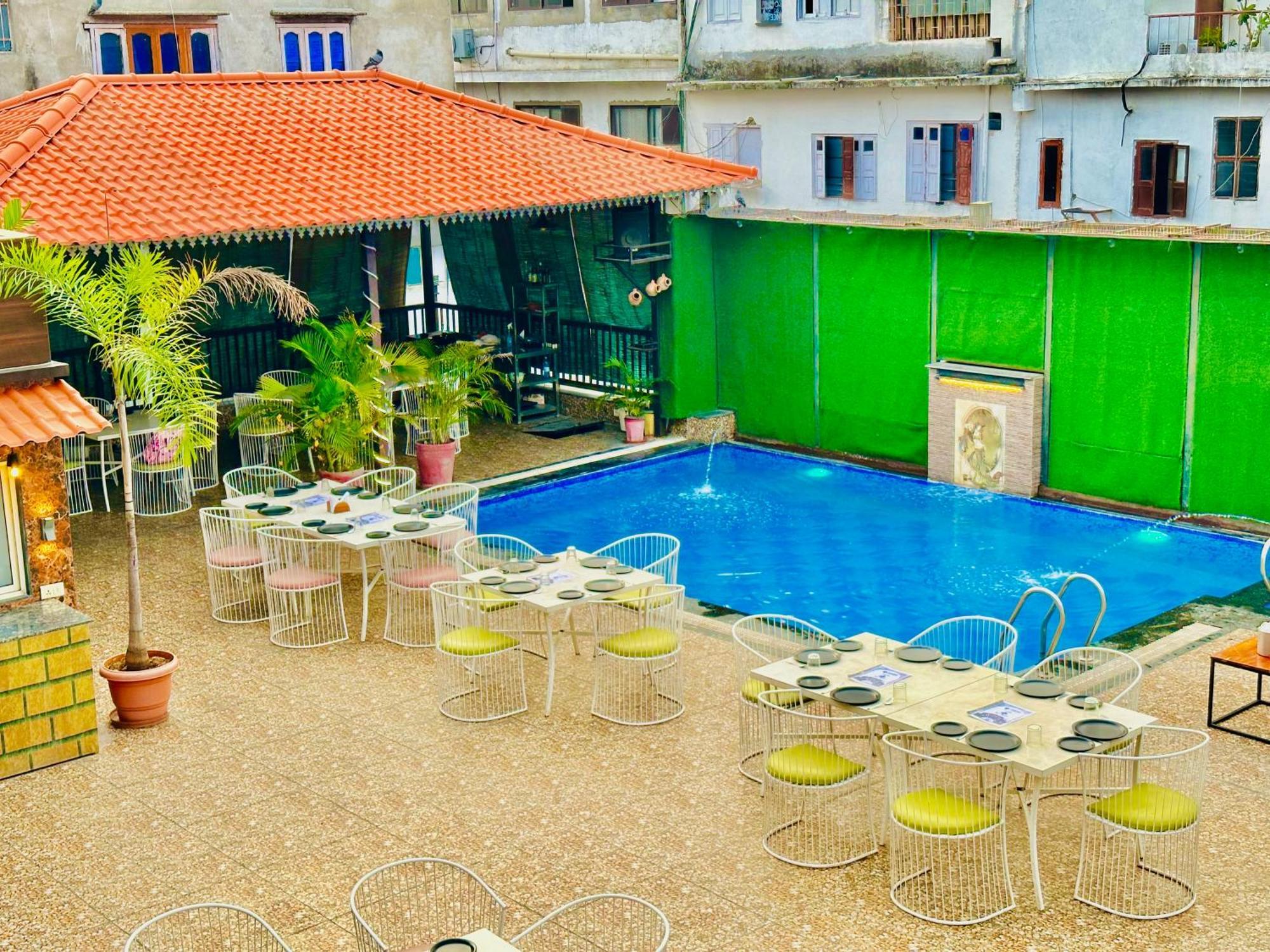 Hotel Grand Bhagwat, Udaipur Luaran gambar